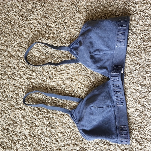 Calvin Klein Other - Calvin Klein bralette Size M